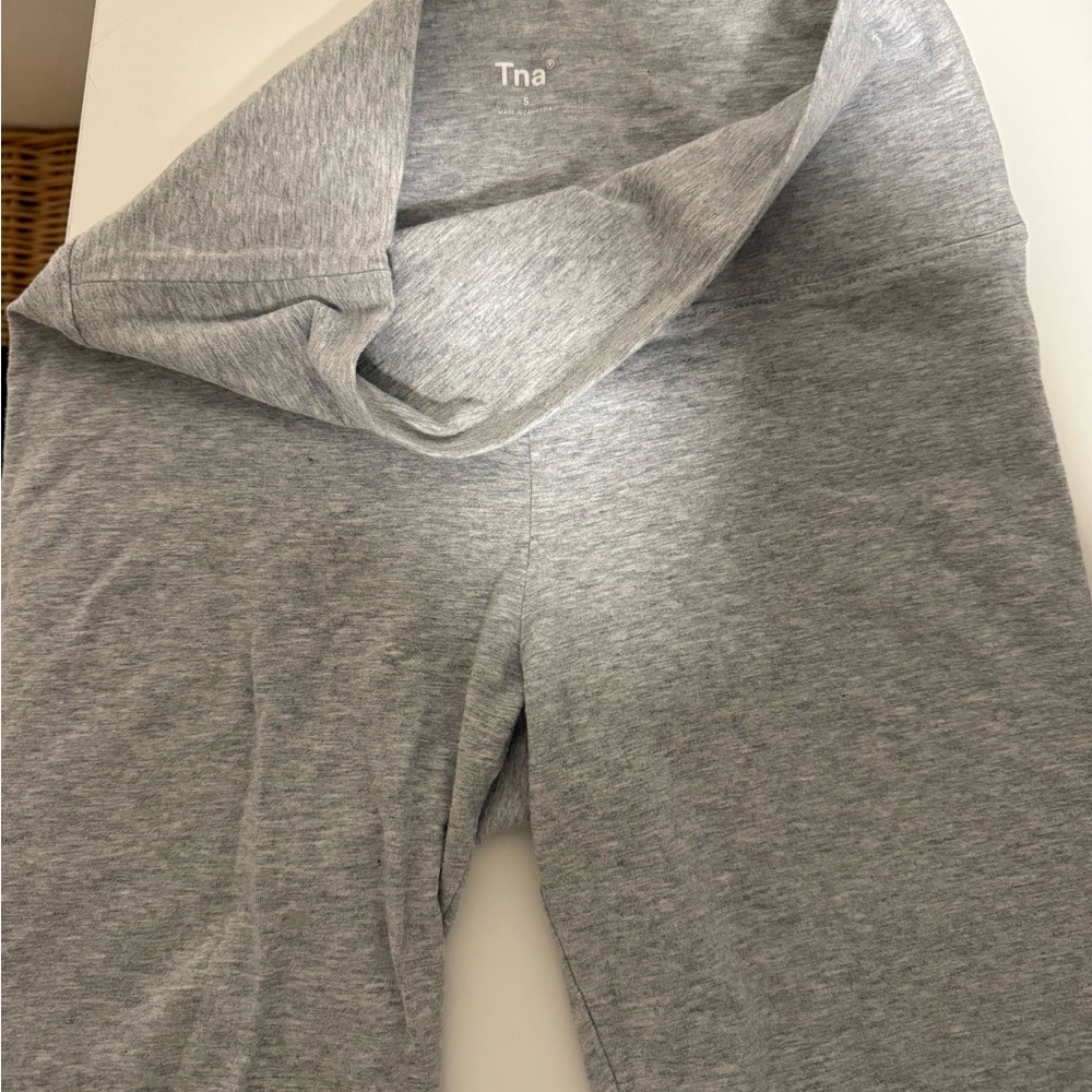 Aritzia TNA Heather Grey 7inch biker shorts